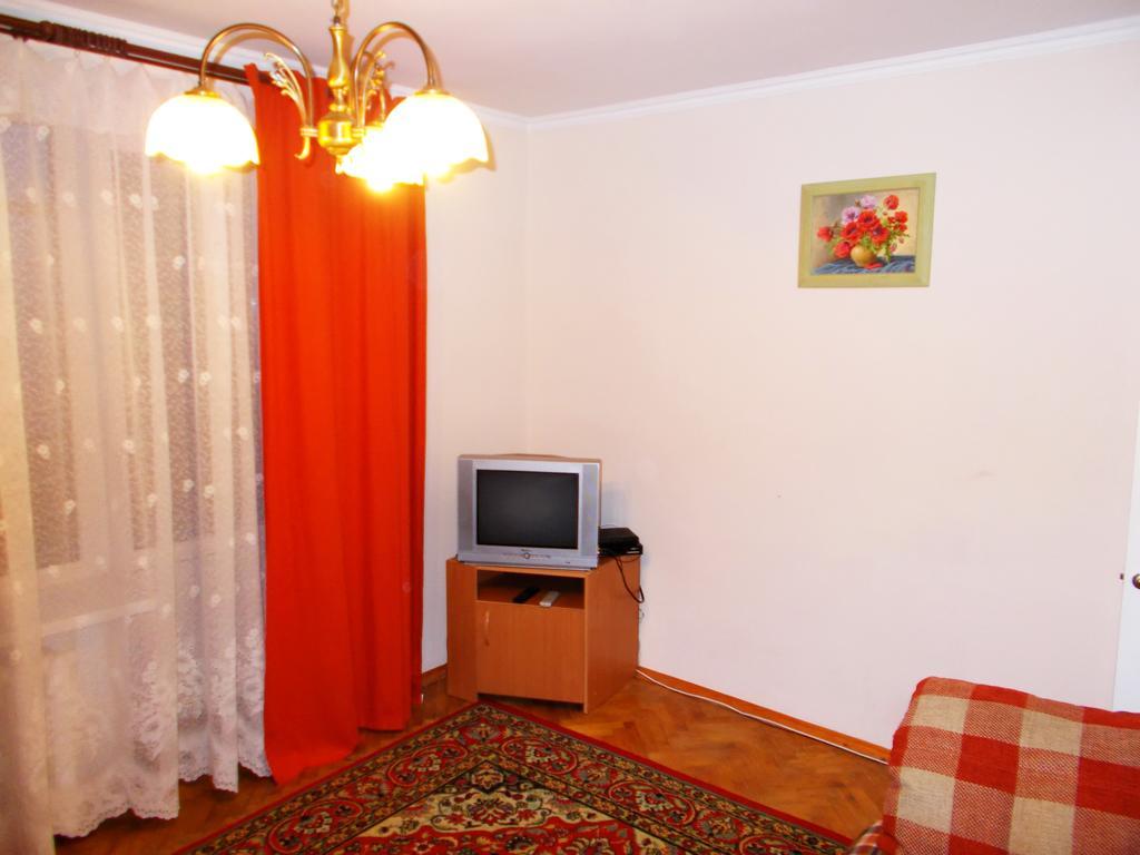 Apartment Na Maloy Tulskoy Moskou Buitenkant foto